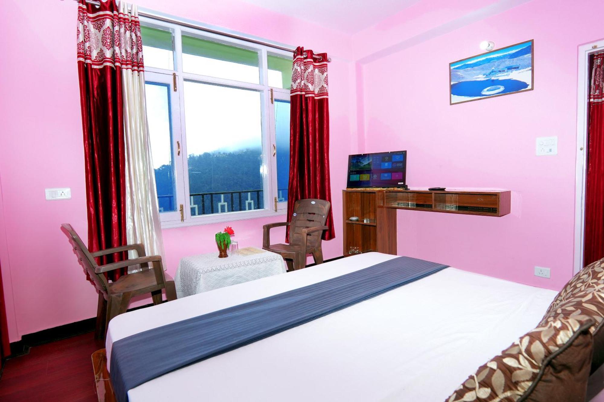 Shimla Hills Apartments 2Bhk Eksteriør bilde
